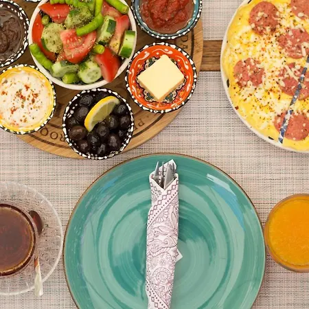 سينار كوناك البوتيكي فندق