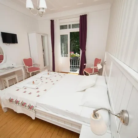 سينار كوناك البوتيكي فندق