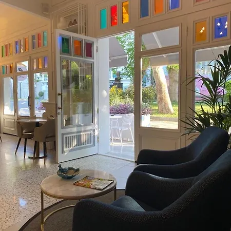 سينار كوناك البوتيكي *