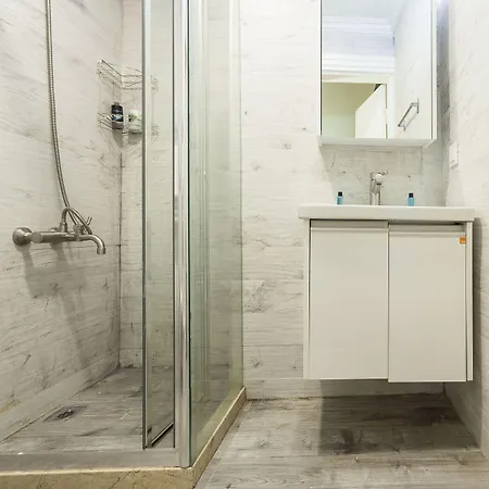 Cenar Butik * Adalar