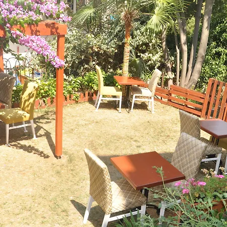 فندق سينار كوناك البوتيكي *